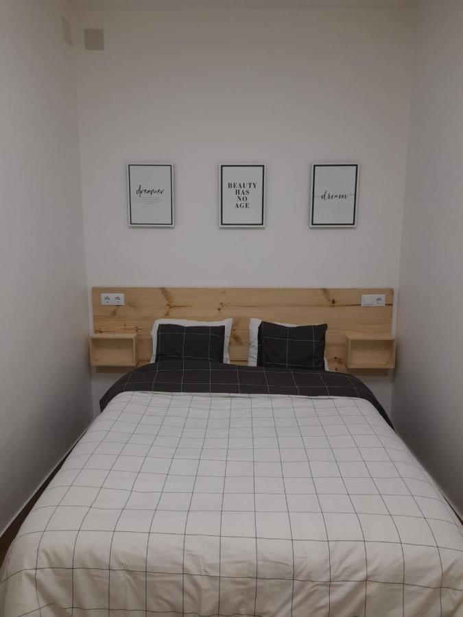 Apartmán Las Tres Llaves Barcience Exteriér fotografie